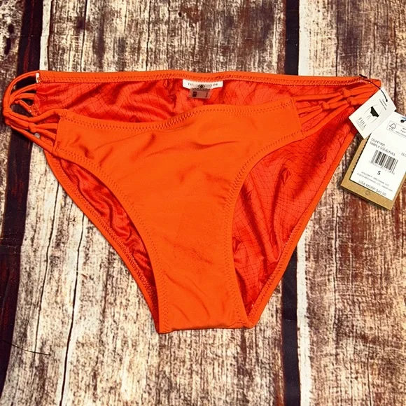 ❌SOLD $375 MSRP 9 pieces size Small Swim bundle mix and match pieces - Picture 8 of 9